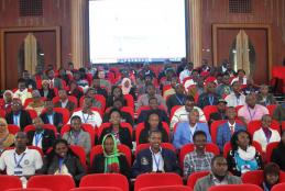 Youth in the Taifa Hall in the University of Nairobi during the Nairobi Innovation Week